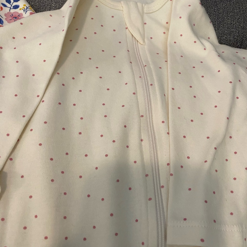 Purebaby Zip Growsuit 2 Pack Sz 6-9 Mod Pansy Print & Pink Dot NWT One Piece - Picture 4 of 7